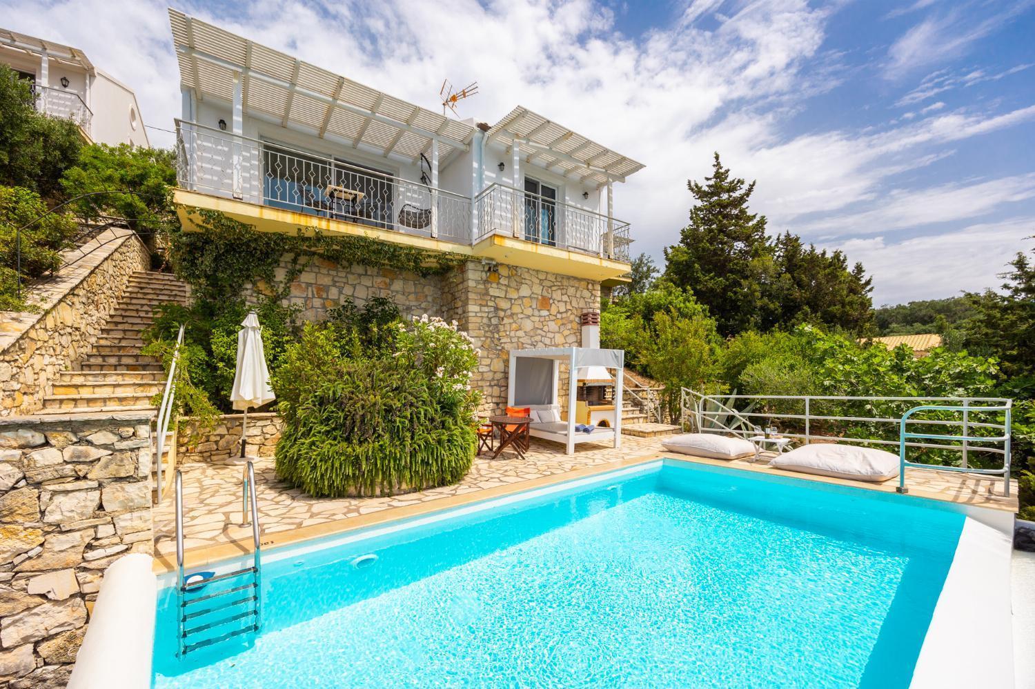 Bougainvillea Villa Vlachopoulatika