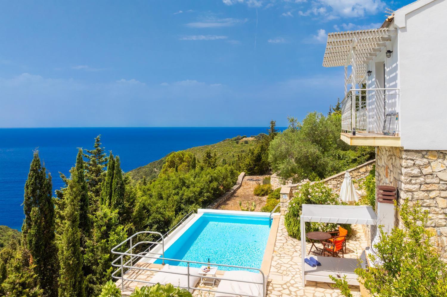 Villa Bougainvillea Vlachopoulatika